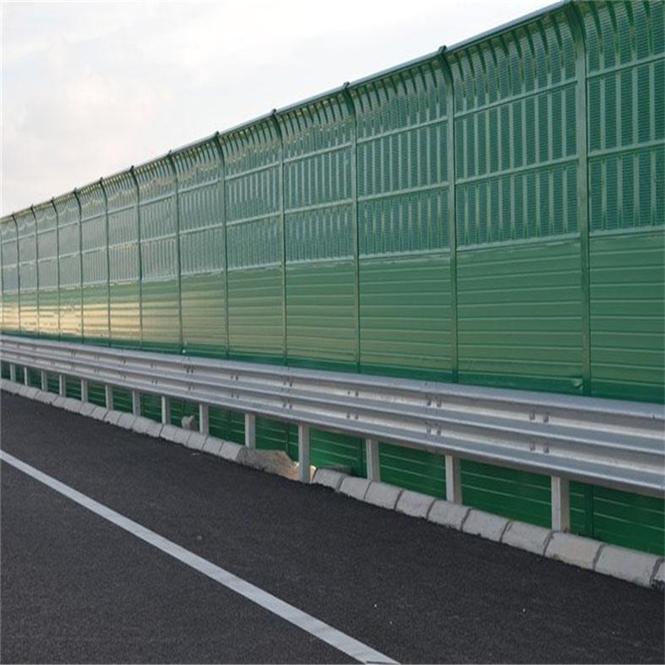 公路聲屏障